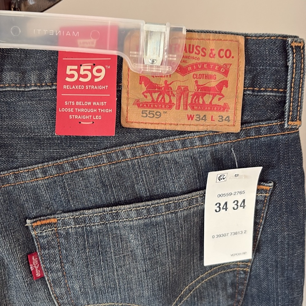 NWT Levi’s 559 Blue Jeans 34x34 - Picture 4 of 5